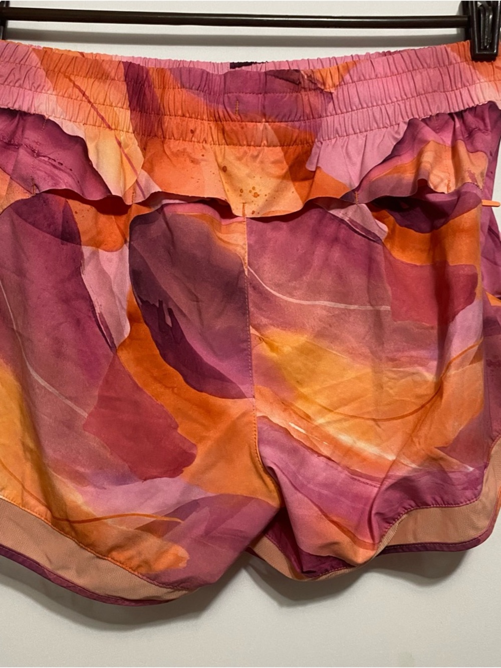 Athleta Make a Splash Pink Mesh Racer Running Shorts Womens M - 4" Inseam - Picture 3 of 5